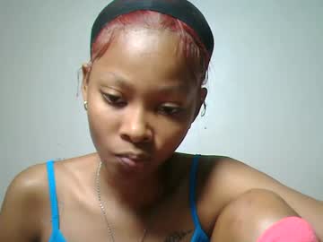 pinky lov