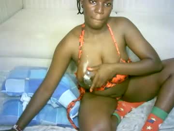 tahlia 02